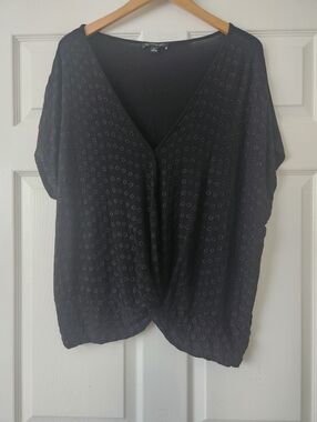 INC International Concepts Black V-Neck Twist Front Dot Textured Top - Women's2X